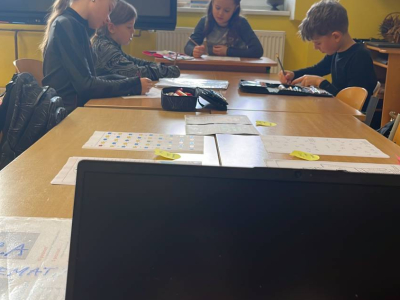 99E11A1C-2A44-4312-8AB2-A2B5D0423C5D